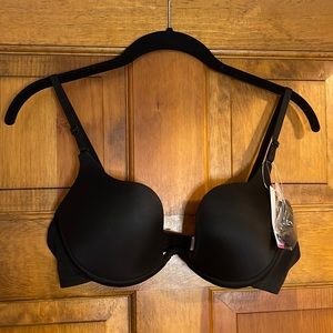 Black padded adjustable plunge bra